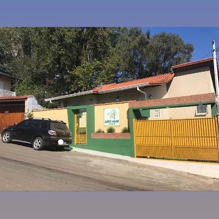 Hostel Office- Hospedagem Climatizada Quartos E Apartamentos Privativos Extrema Εξωτερικό φωτογραφία